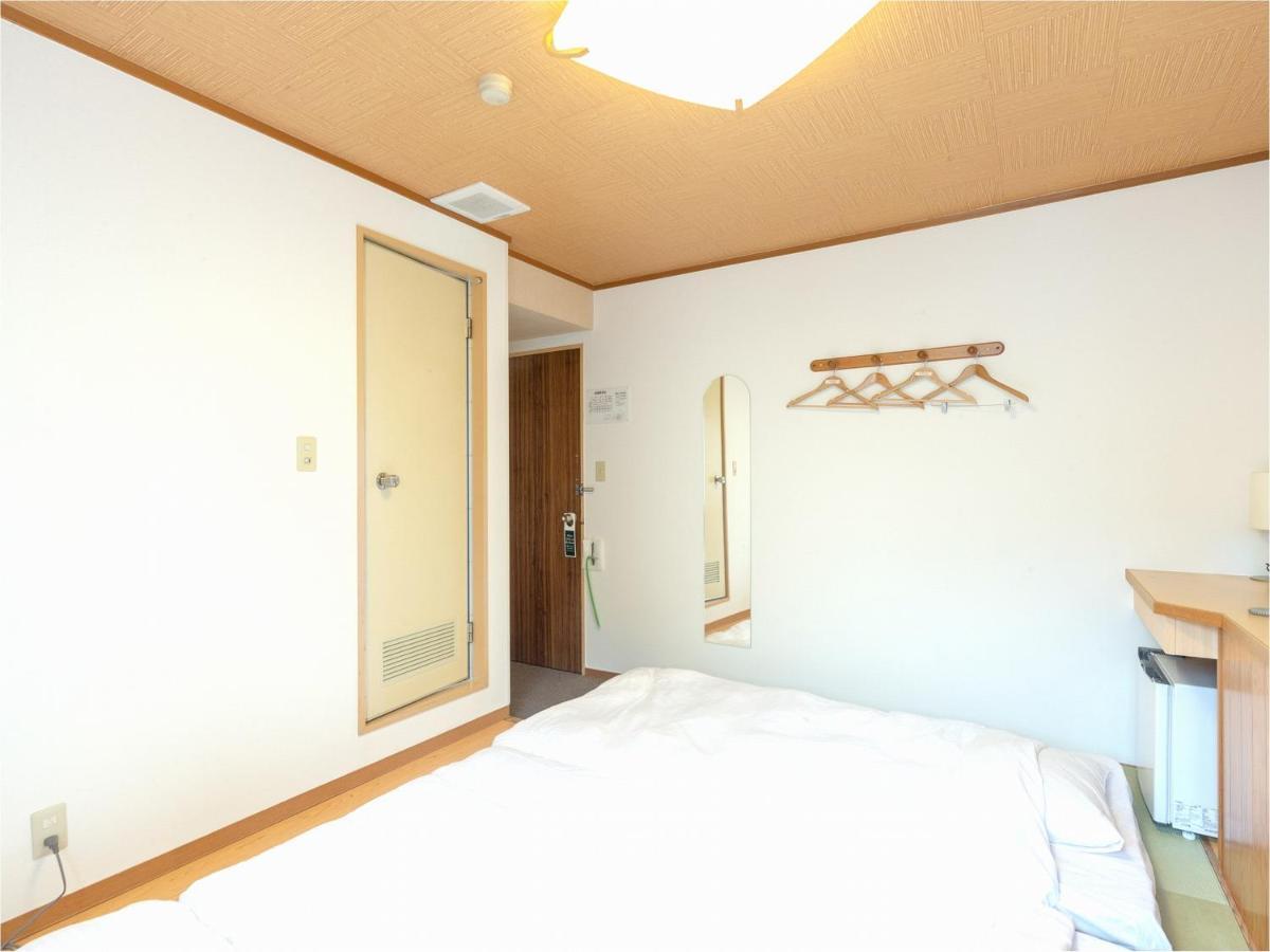 Oyo Business Hotel Yanagi Kitakyushu Kokura Exterior foto